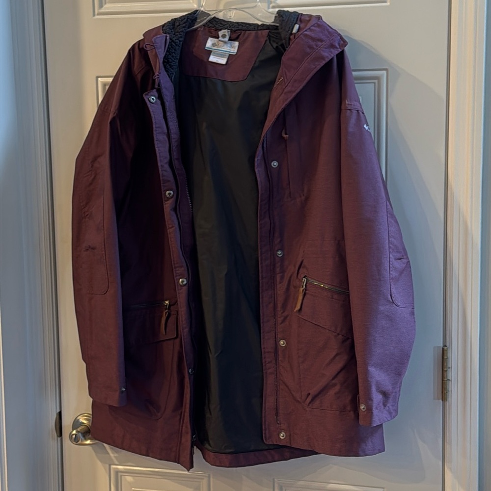 Columbia Woman’s Jacket with thermal insert
